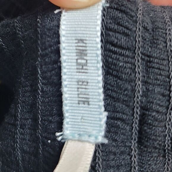 KIMCHI BLUE Ruffled Long Sleeve Crop Top - Picture 9 of 11